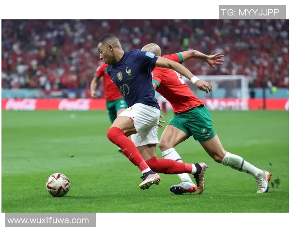 纵观二十年绿茵豪杰细数足坛巨星辉煌与传承